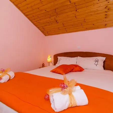 Prázdninový dům Holiday Tina *