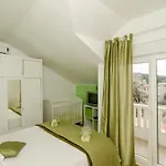 Tina Casa de Férias *