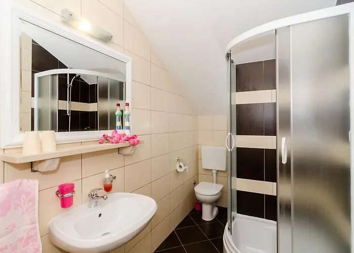 בית נופש Tina