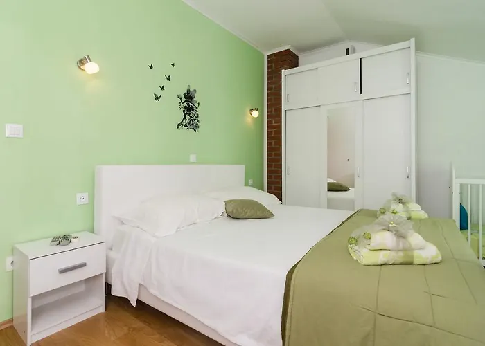 בית נופש Tina