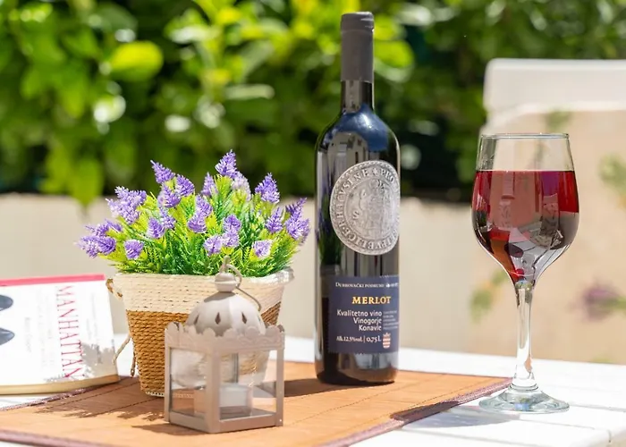 בית נופש Tina