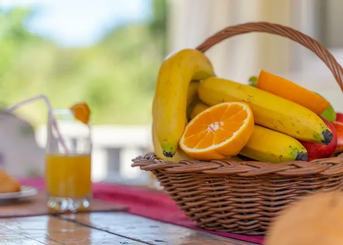 בית נופש Tina *